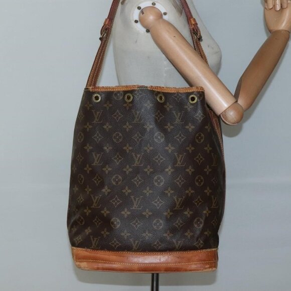 Authentic LOUIS VUITTON Monogram Noe Shoulder Bag M42224 LV - Picture 9 of 16